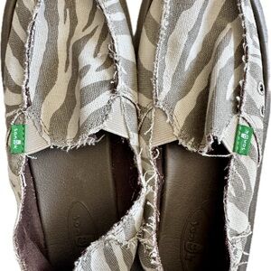 Sanuk Women's Taupe & Cream Zebra Canvas Slip-On Sneakers